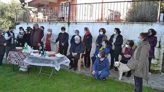 Mahalle halkının park sevinci