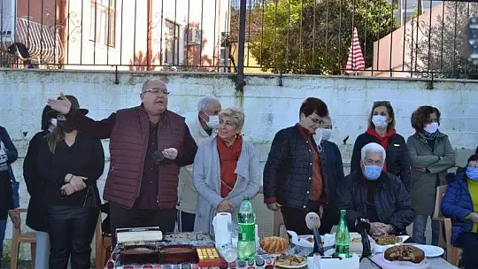 Mahalle halkının park sevinci