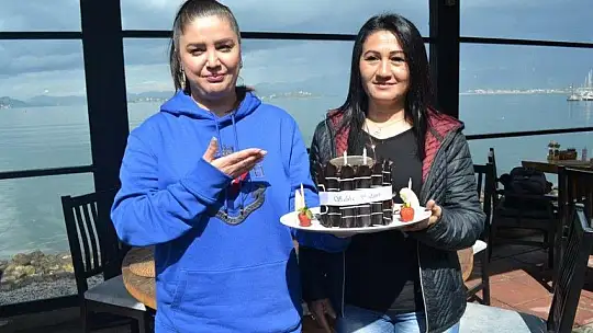 Balcı'dan arkadaşına sürpriz doğum günü