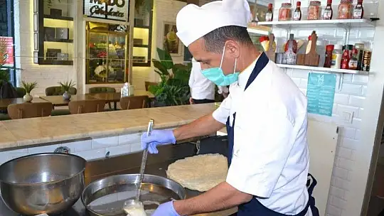 Geleneksel tatlılar Ramazan sofralarını süslüyor 