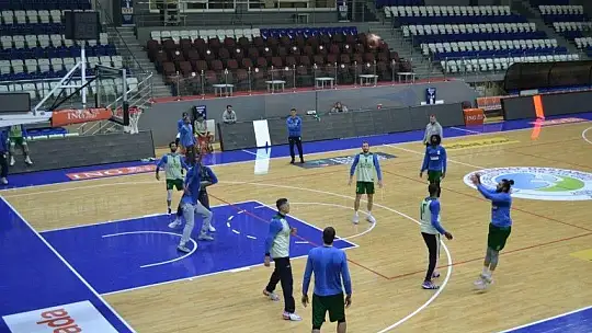 Tarihi maç öncesinde anlamlı ziyaret