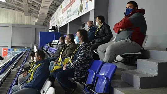 Tarihi maç öncesinde anlamlı ziyaret