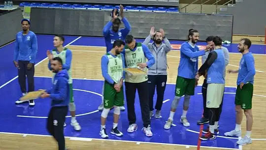 Tarihi maç öncesinde anlamlı ziyaret