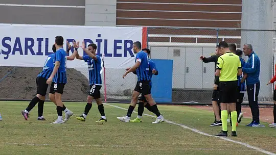 Fethiyespor, coştu 3-0