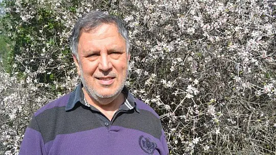 Fethiye'de bademler çiçek açtı