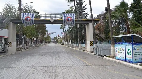 56 saatlik kısıtlamada denize bile girdiler