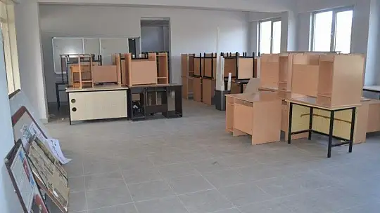 Mesleki Teknik Anadolu Lisesi yeni binasında