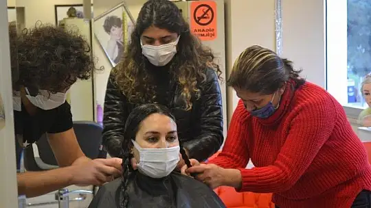 'Saçım Saçın Olsun' kampanyasına Fethiye'den destek