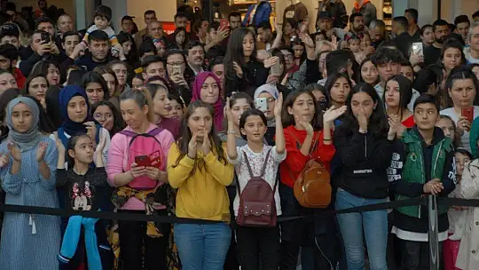 Tuğba Yurt, Fethiye'yi Salladı