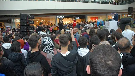 Tuğba Yurt, Fethiye'yi Salladı