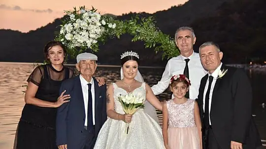 ÖZDEMİR VE AĞCA AİLELERİNİN EN MUTLU GÜNÜ