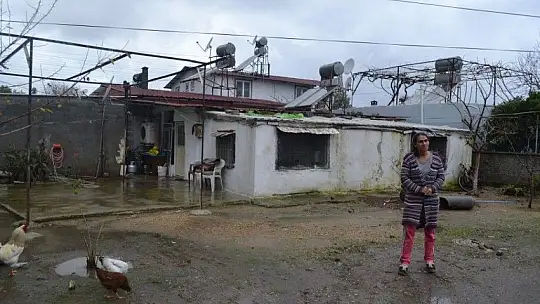 3 çocuğuyla bu evde yaşıyor