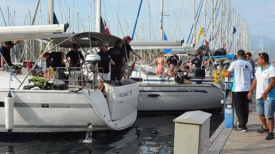 10 Ülkeden MS hastaları Fethiye'de yelken açtılar