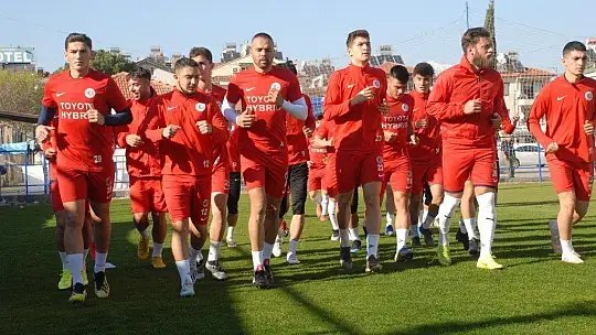 Fethiyespor, Derince'yi Bekliyor