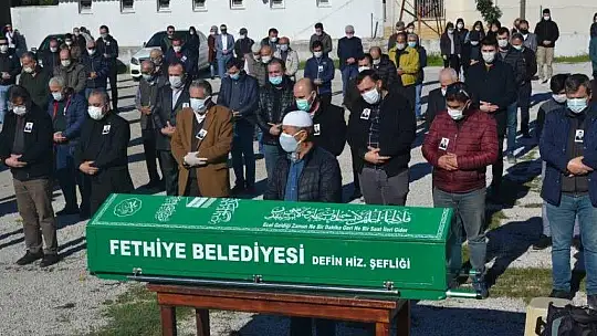 Çaptuğ'u son yolculuğuna sevenleri uğurladı