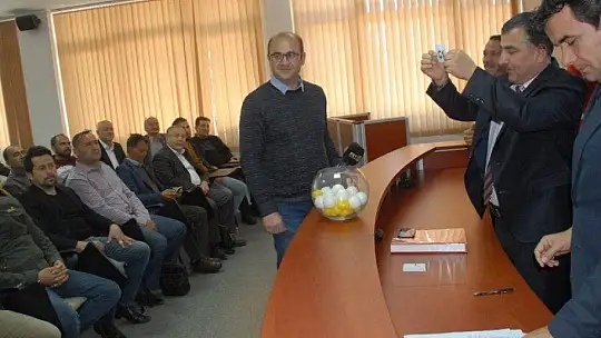 Kuraları Kaymakam çekti 