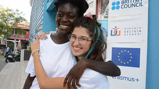 İslamafobinin önüne geçilmesi için 10 ülkeden 31 genç proje yürütüyor