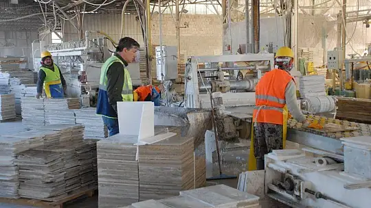 Seydikemerli Kadınlar Ekmeğini Taştan Çıkartıyor