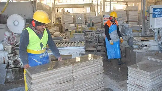 Seydikemerli Kadınlar Ekmeğini Taştan Çıkartıyor