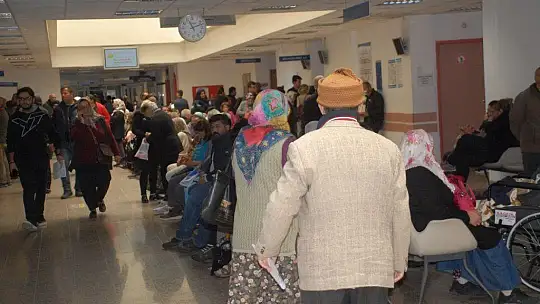 Kanser Hastalarına Destek Olmaya Devam Ediyorlar 