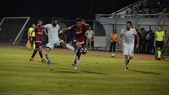 Fethiyespor, Ofspor'u puansız yolladı 3-0