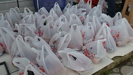 Ramazan ayında ihtiyaç sahiplerine askıda gıda yardımı 