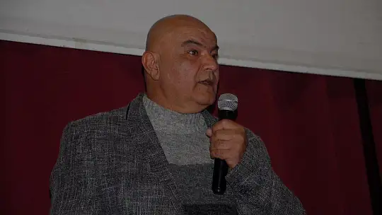 Kuşçu, ''Teknolojiyi yönetmiyoruz, o bizi yönetiyor''