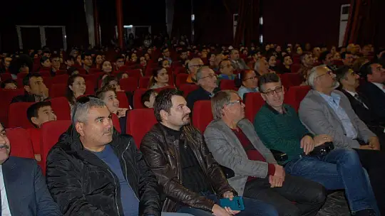 Kuşçu, ''Teknolojiyi yönetmiyoruz, o bizi yönetiyor''