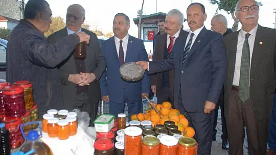 Kadınlar, Haklarını Savundu