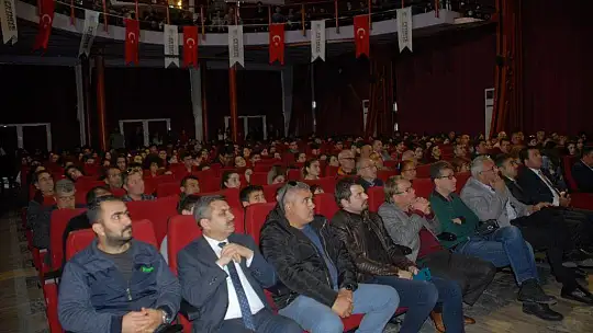 Kuşçu, ''Teknolojiyi yönetmiyoruz, o bizi yönetiyor''