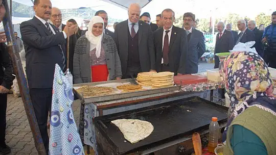 Bayraktar, ''Fethiye'nin üretici pazarı Türkiye'ye model olmalıdır''