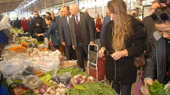 Bayraktar, ''Fethiye'nin üretici pazarı Türkiye'ye model olmalıdır''
