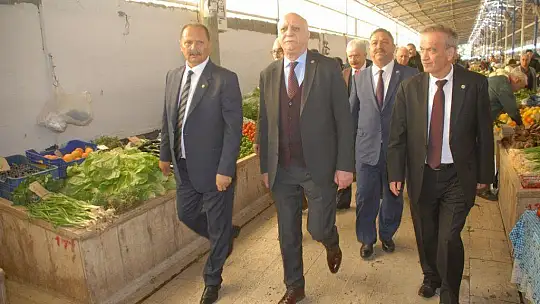 Bayraktar, ''Fethiye'nin üretici pazarı Türkiye'ye model olmalıdır''