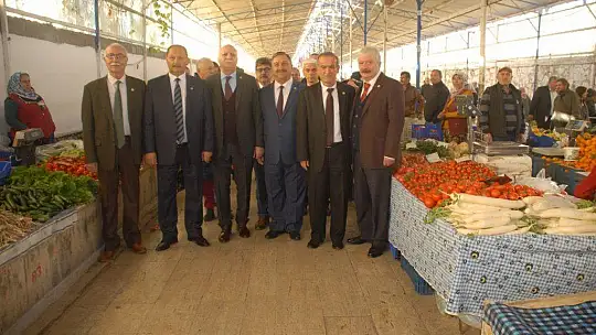 Bayraktar, ''Fethiye'nin üretici pazarı Türkiye'ye model olmalıdır''