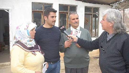 Bakan Akar'ı Nişan Törenine Bekliyorlar