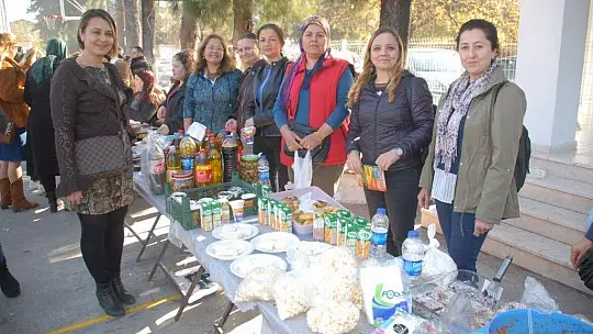 Gazi Ortaokulu'nda Kermes Coşkusu 