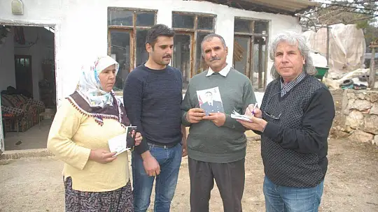 Bakan Akar'ı Nişan Törenine Bekliyorlar