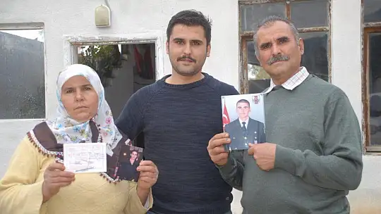 Bakan Akar'ı Nişan Törenine Bekliyorlar