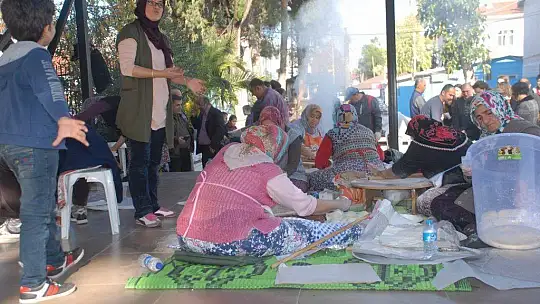 Gazi Ortaokulu'nda Kermes Coşkusu 