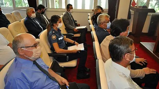 Öğrencilerin barınma sorununu çözmek için toplantı düzenlendi