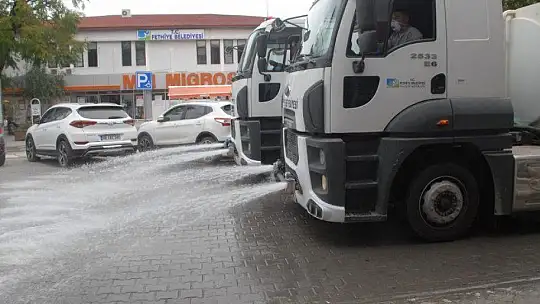 Fethiye'de TOMA'lı temizlik 