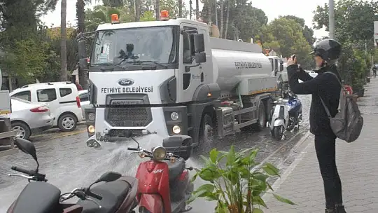 Fethiye'de TOMA'lı temizlik 