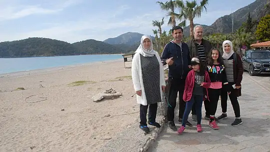 Ölüdeniz Sahili Bomboş