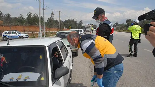 Fethiye'de Emniyetten Koronavirüs Kontrolü