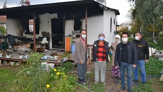 Zorluklarla yaptırdığı evi kül oldu