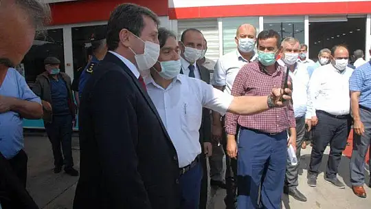 VALİ TAVLI, MUHTARLARIN SORUNLARINI DİNLEDİ