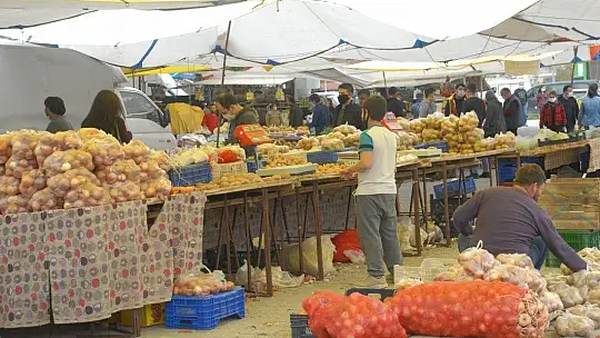 Semt Pazarlarında Yeni Yasaklara Hızlı Uyum