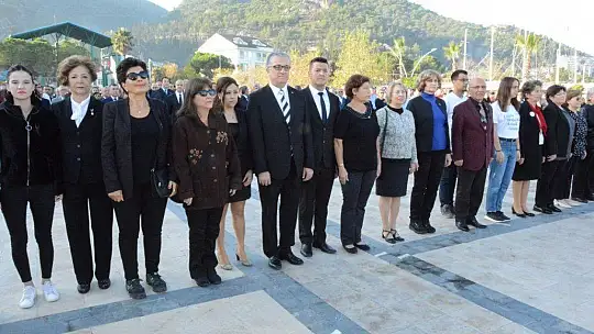 Yüce Atatürk Fethiye'de de özlemle anıldı