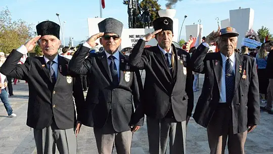 Yüce Atatürk Fethiye'de de özlemle anıldı