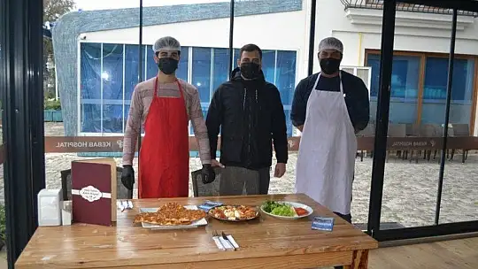 Ağaçtan düşen kargaya sahip çıktılar